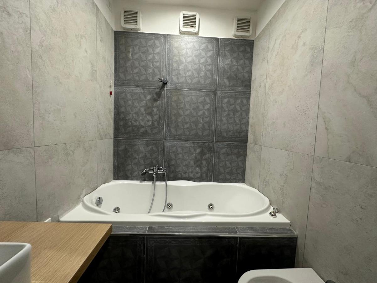 Al Centro Bed & Breakfast Formia Ngoại thất bức ảnh